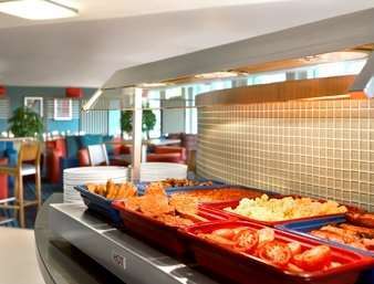 Ramada Encore Hotel 3*